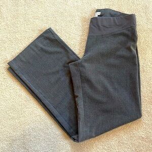 Maternity Three Seasons size small